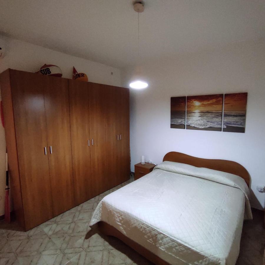Casa Vacanze Sonia Torre Lapillo Buitenkant foto