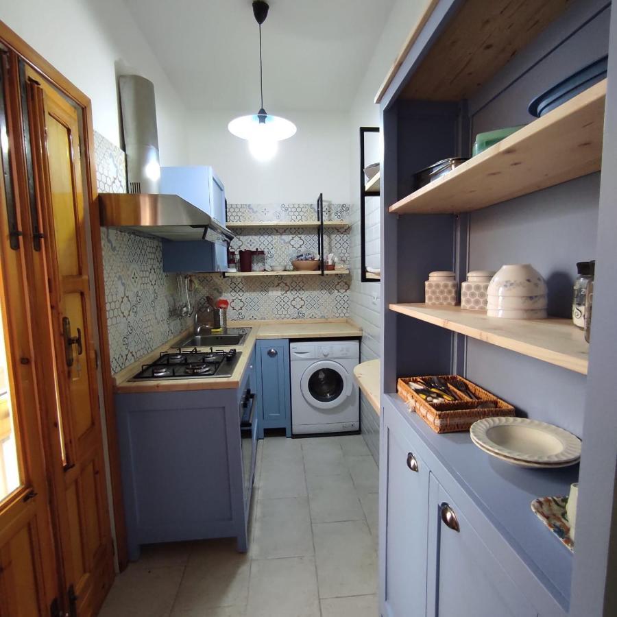 Casa Vacanze Sonia Torre Lapillo Buitenkant foto