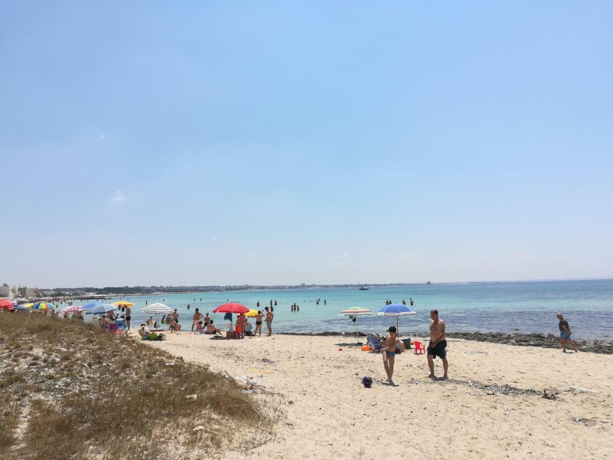 Casa Vacanze Sonia Torre Lapillo Buitenkant foto