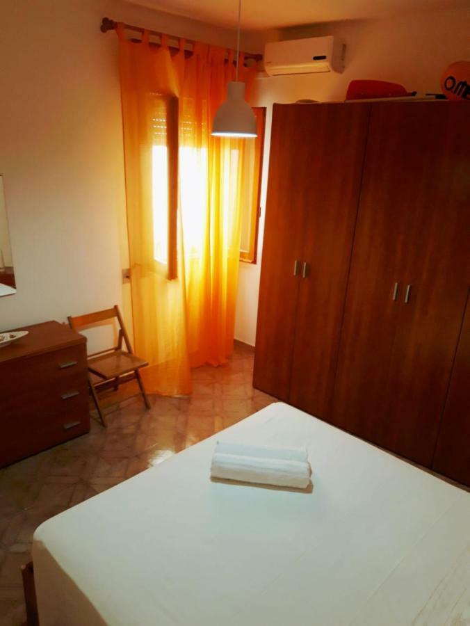 Casa Vacanze Sonia Torre Lapillo Buitenkant foto