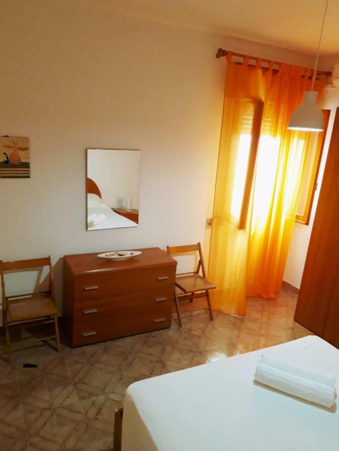 Casa Vacanze Sonia Torre Lapillo Buitenkant foto